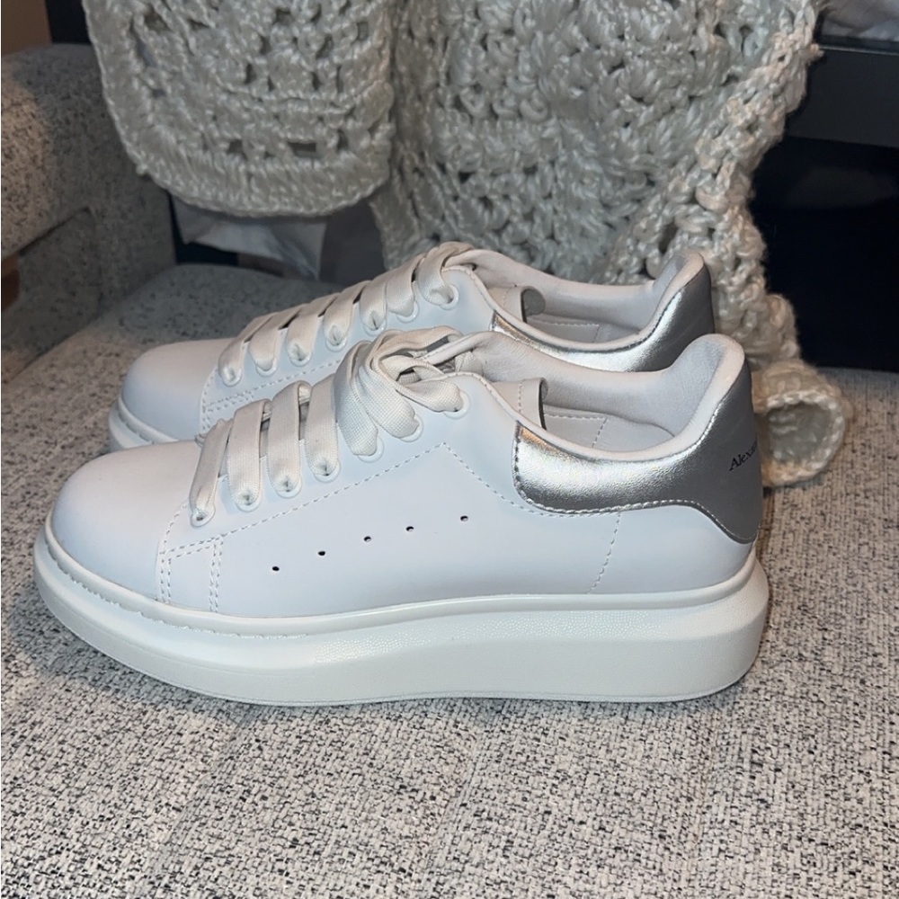 Great condition Alexander McQueen sneakers